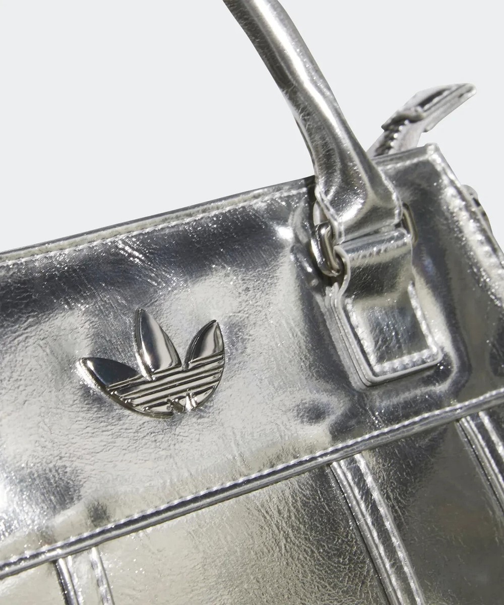☆Adidas☆Originals Airliner Shoulder Bag Silver New Adidas Originals MINI AIRLINER BAG JC6010 SILVER
