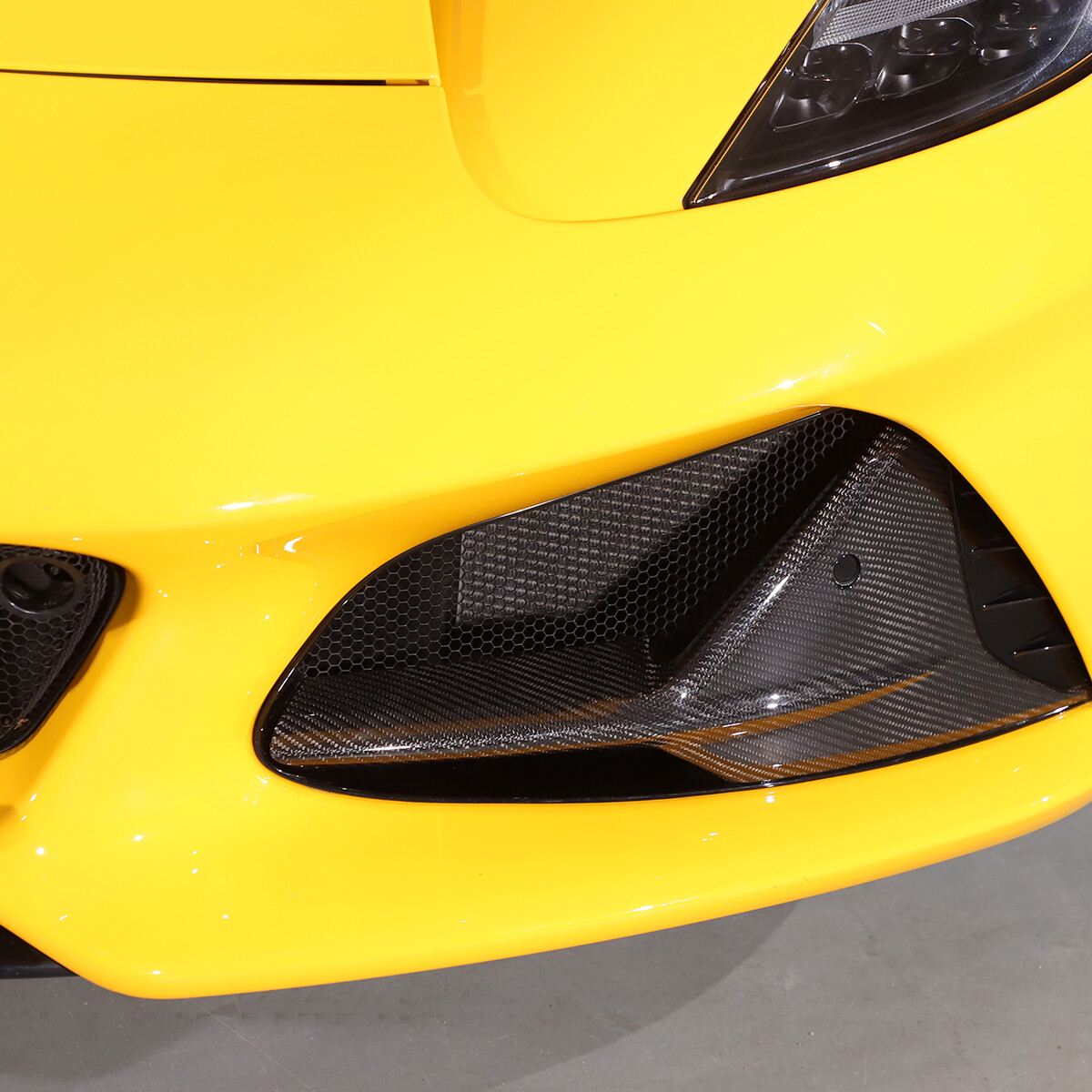 Real Carbon Fiber Front bumper Grille camera Cover Trim For Lotus EMIRA 21-25 US