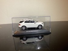 1/43 Mercedes Benz M ML class  white 842826