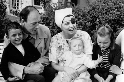 British writer Roald Dahl wife Patricia Neal their three children - Old Photo