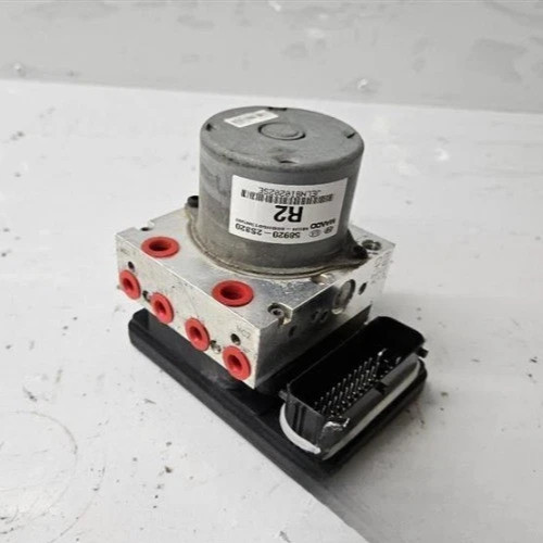 2014-2015 Hyundai Tucson ABS Anti-Lock Brake Pump Assembly OEM