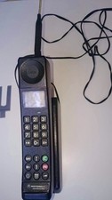 &bdquo;MOTOROLA INTERNATIONAL 3200 MOBILTELEFON&ldquo; LADESTATION/AKKU/GEBRAUCHSANWEISUNG