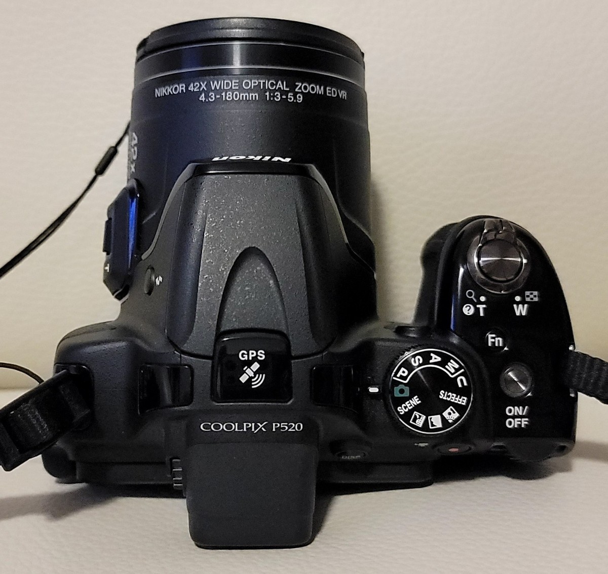 Nikon COOLPIX P520 18.1 MP CMOS Digital Camera w/ 42x Zoom, Full