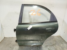 Porte arrière et accessoires Daewoo NUBIRA