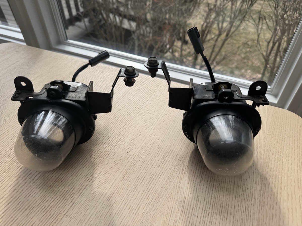 沖縄都市モノレール 車側灯 KOITO ML-331 24V RARE OEM NA MAZDA MIATA JDM FOG LIGHTS KOITO 114-61324 | eBay