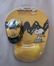 Peanuts Snoopy and Woodstock Wireless Mouse and Mousepad Set