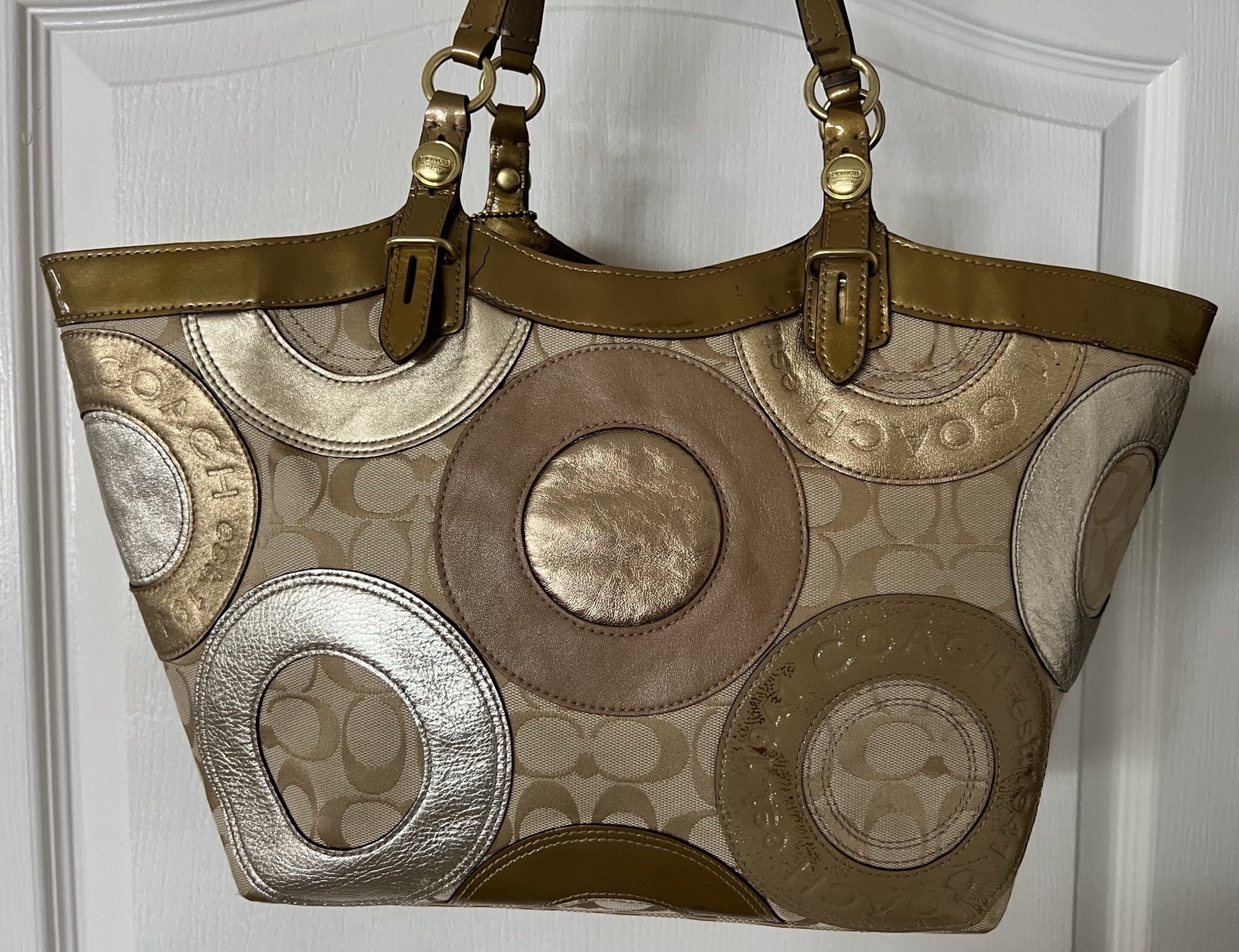 Coach Carly Large Circular Patchwork Shoulder Bag… - image 3