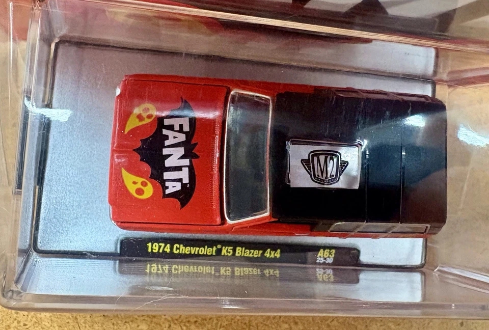 New M2 Machines Halloween 🧡Fanta🧡1974 Chevrolet K5 Blazer 🎃 - Image 3 of 4