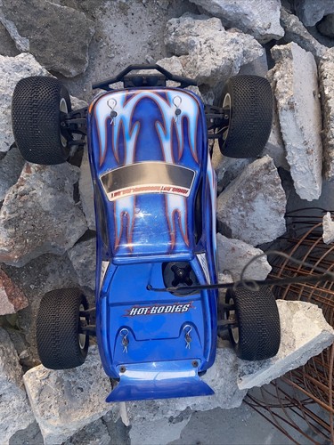 Hot Bodies Lightning Truggy HPI RC Nitro - Picture 3 of 12