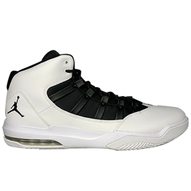 Jordan Max Aura White Black