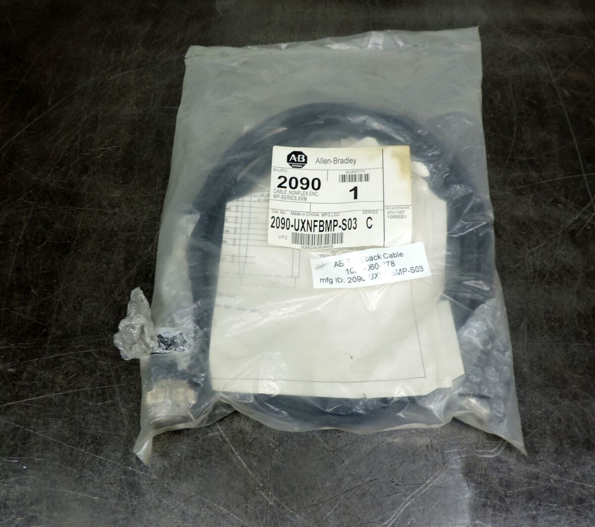 Allen-Bradley 2090-UXNFBMP-S03 Feedback Cordset Cable Series Allen-Bradley 2090-UXNFBMP-S03 Feedback Cordset Cable Series