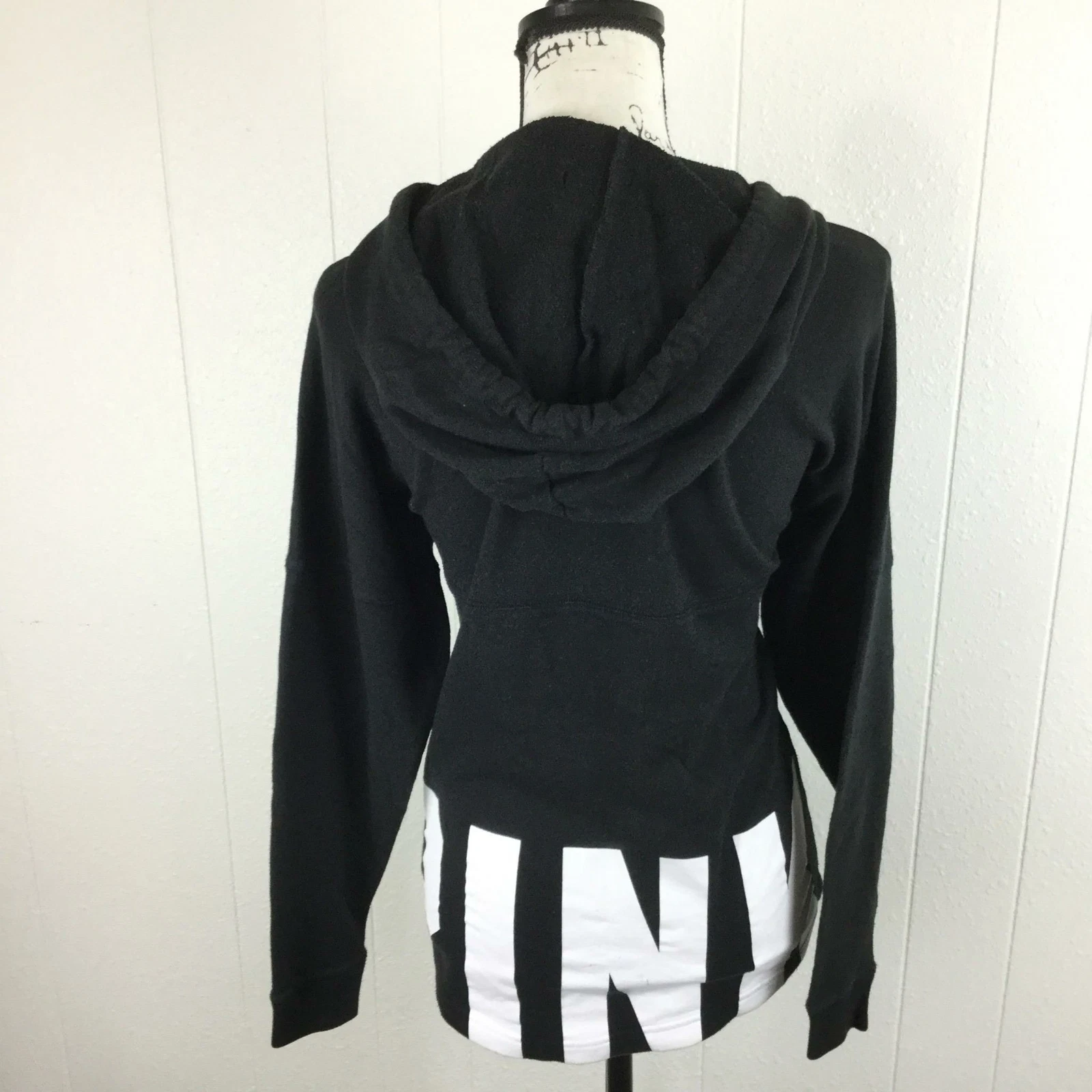 UNDERCOVER Maglione grafico Victoria's Secret nero felpa con cappuccio donna taglia XS