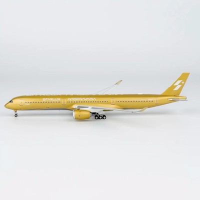 NG Models 1:400 Starlux Airlines Airbus A350-1000 B-58554 ''Airsorayam Golden''
