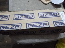 GEZE TS4000 Silber Türschließer