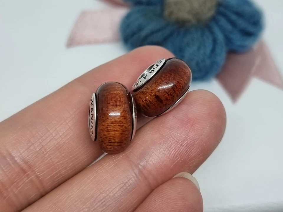 Genuino Pandora Plata y Muirapiranga Madera Dije X 2 💕925 ALE Retirado 2014 Foto 2 de 4