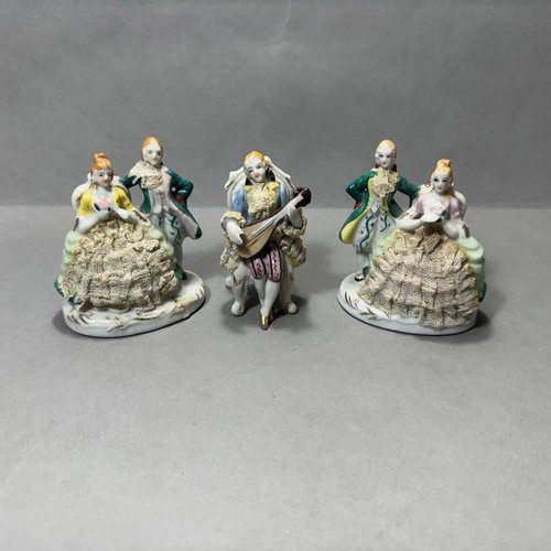 Lot de 3 figurines porte carte étagère sitter porcelaine dentelle vintage - Photo 1/17