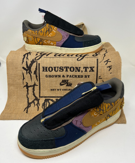 Size 10.5 Nike Air Force 1 Low Travis Scott Cactus Jack Shoes Space Village Bag