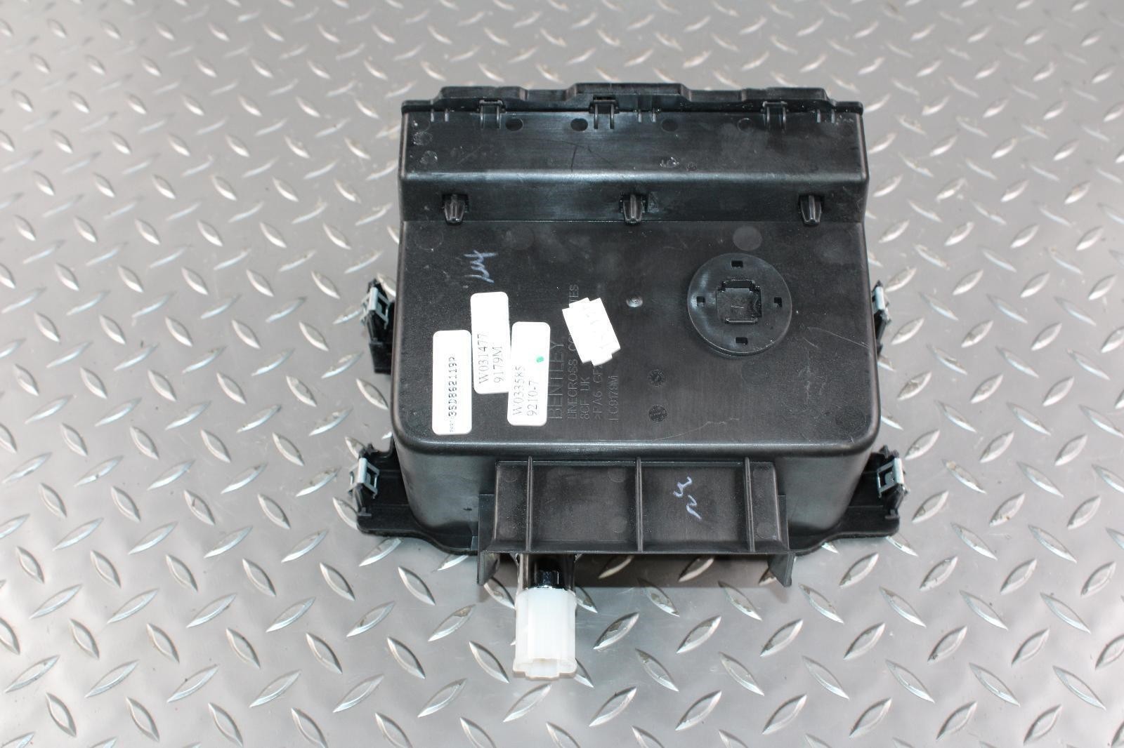 20-24 Continental GT Gtc Flying Spur Console Cubby Compartment Insert Tub OEM OE