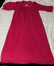 Vintage Evelyn Pearson Housecoat Zip w/Pockets See Photos for Size Measurements 