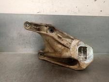 Support moteur Mercedes 500