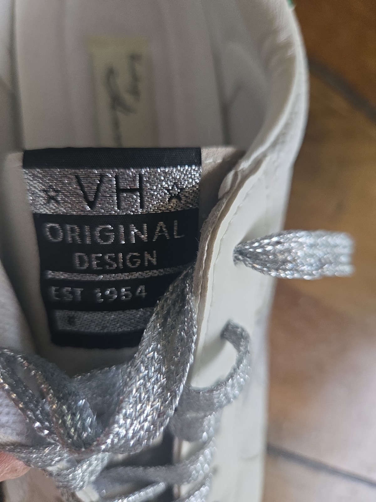 Vintage Havana Women Star Sneakers 7.5 White Green Silver Glitter Suede Low Top image 5