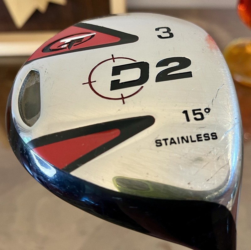 Top Flite D2 3-Wood 15° Golf Club RH 42-1/2” D2 Low Torque Shaft Medium-Firm