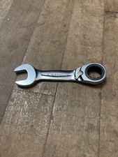 Facom 16mm 12 Point Ratcheting Combination Wrench - Stubby 467s16 Facom 16mm 12 Point Ratcheting Combination Wrench - Stubby 467s16