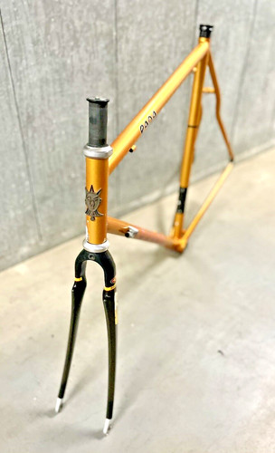 Voodoo Rada Road Bike / Touring Steel Frame / Easton EC70 Full Carbon Fork