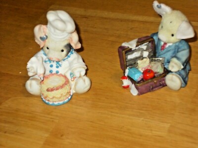 Enesco This Little Piggy Figurines  1994  Bacon A Cake & Pig Business 1995