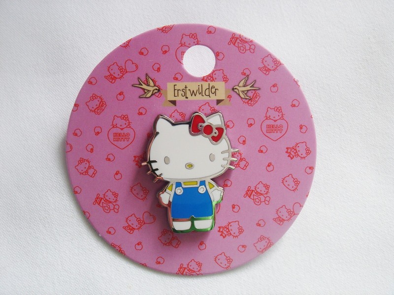 ERSTWILDER X HELLO KITTY ENAMEL  PIN SOLD OUT LIMITED EDITION  NEW WITH CARD