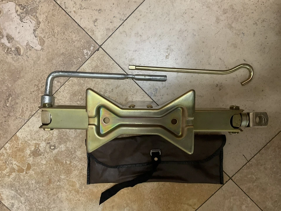 Оригинальный домкрат для шины 1997-1998-1999-2000-2001 Honda CRV CR-V с инструментами - Изображение 3 из 4