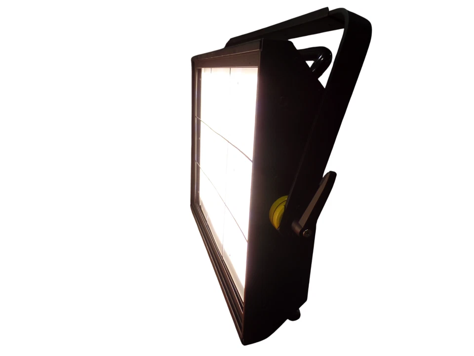 Lowel PRM-800TU Prime LED 800 Tungsten Studio Light - Free Shipping. - Image 2 of 4