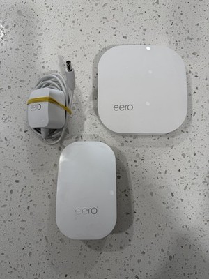 eero Pro B010001 2nd Gen AC Tri-Band Mesh Router + Beacon Extenders D010001