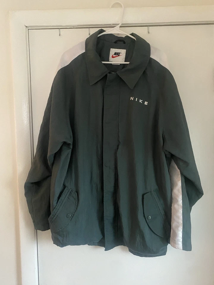 Vintage 90’s Nike Men’s Windbreaker Track Coach Jacket Green White Stripe XL - Image 3 of 4