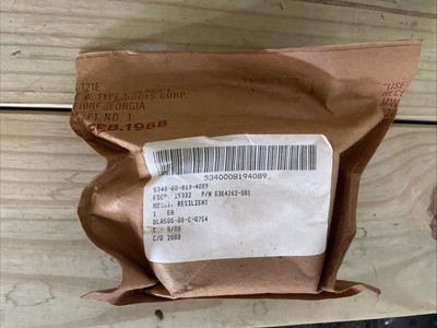NSN 5340-00-819-4089 Resilient Mount Anti-Vibration Vintage Part