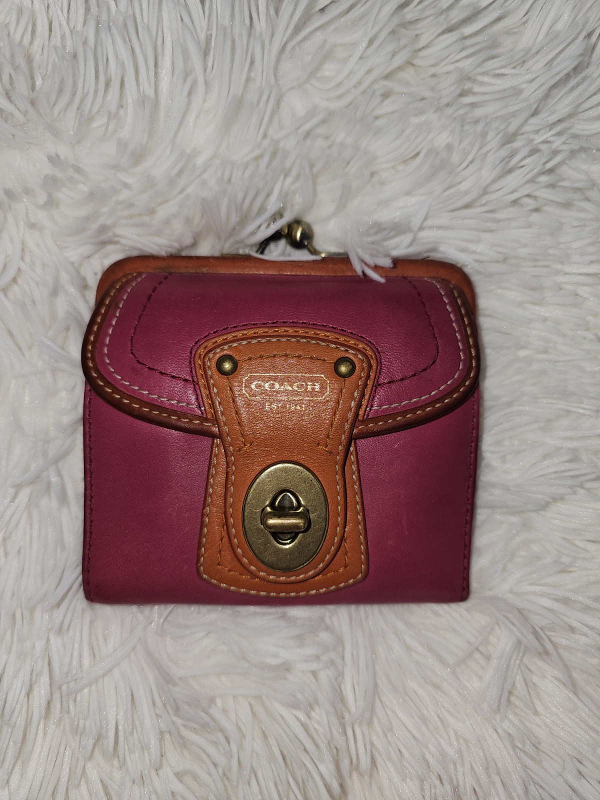 VINTAGE Coach Legacy Kisslock Wallet With A Brass Tur… - Gem