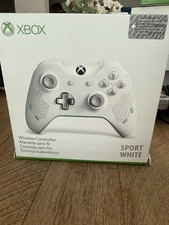 La nouvelle manette Xbox édition spéciale Lunar Shift