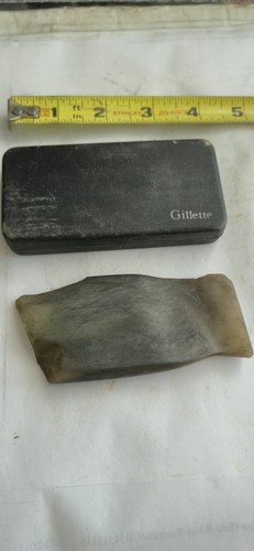 Vintage Gillette Metal Tin W/ Lithide Honing/Sharpening Stone