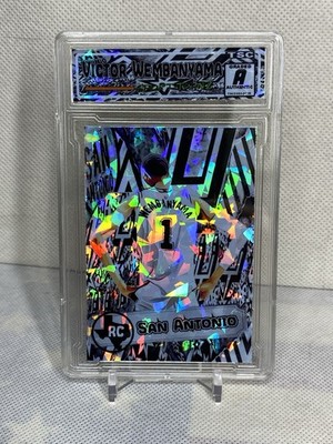 Victor Wembanyama Custom Sport-Toonz Limited Edition SP/200 Cracked Ice