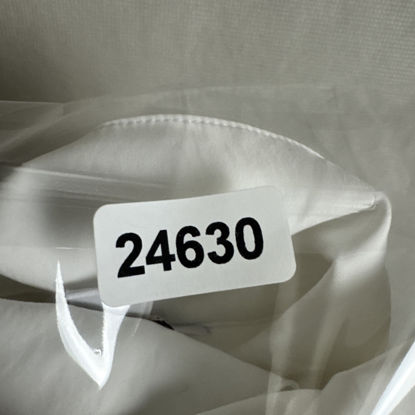 Athleta Women's Medium Solid White Advantage Cinc… - image 7