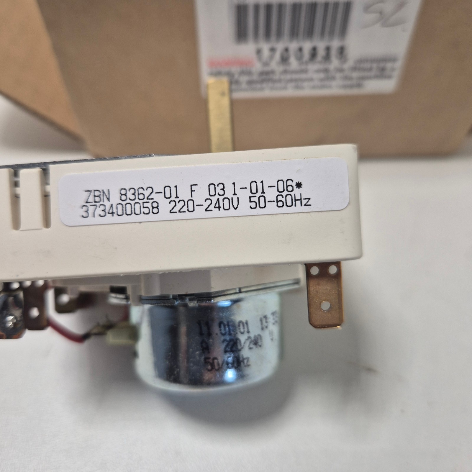 Kit timer Hotpoint 1700938 minuteur C00095617 programmateur zbn8362-01 - 2