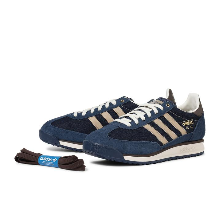 adidas スリーストライプス クロッグシューズ 225 adidas ZX 22 Boost Shoes 'Ambient Sky' HP2775