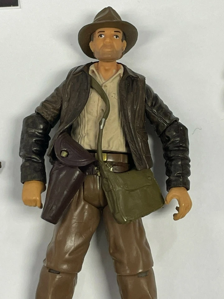 FIGURA Y ACCESORIOS HASBRO INDIANA JONES (INDY) TU ELIGES (TÚ ELIGES) ÍDOLO Foto 3 de 4