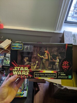 Star Wars - Episode I - Cinema Scenes: Mos Espa Encounter with CommTech Chip