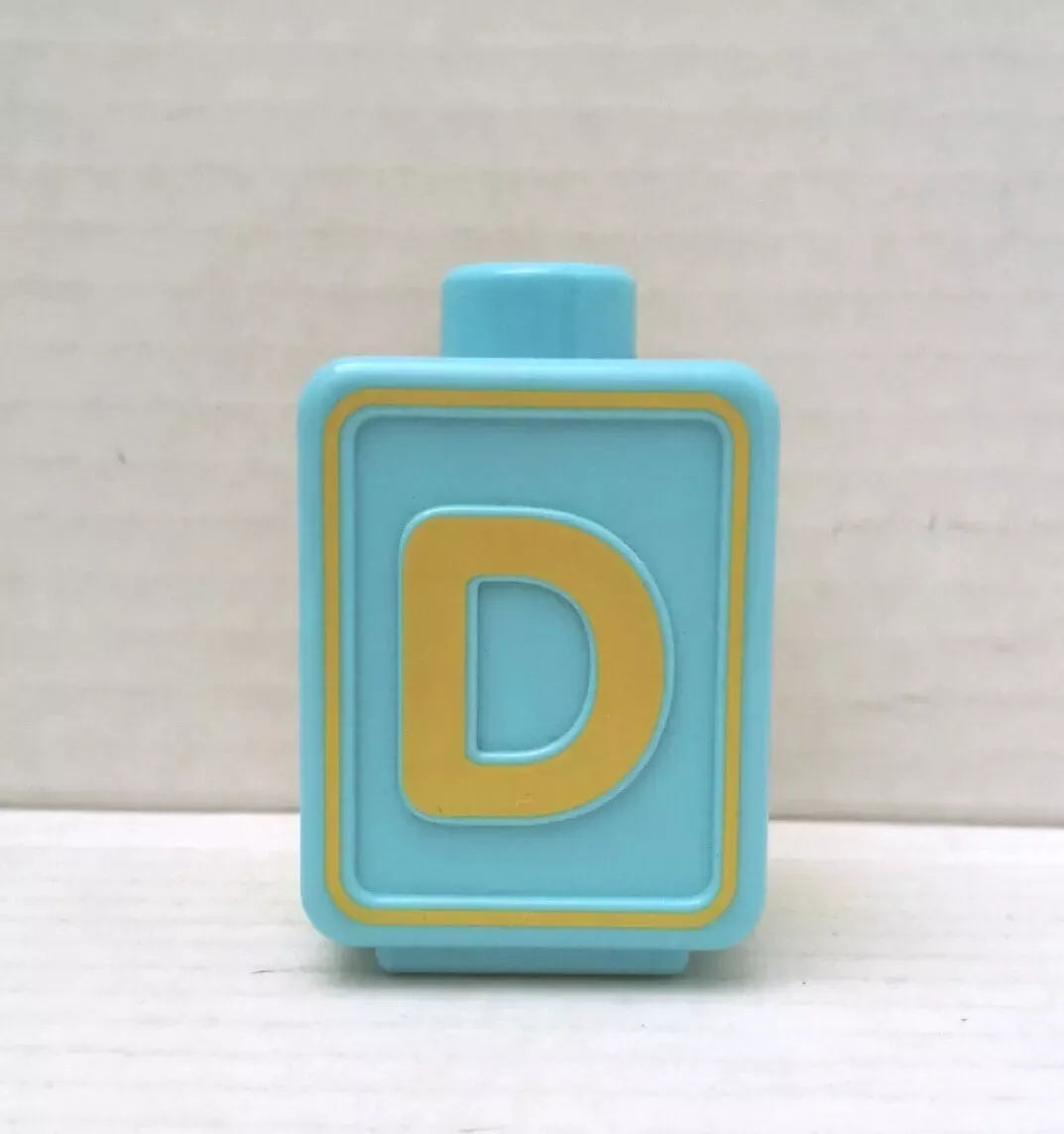 VTech Alphabet Activity Cube Replacement 2 Side D Q Blue Green
