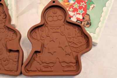 Longaberger Pottery Roger and Ginger Ornament Christmas Gingerbread Cookie Mold
