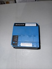 Honeywell RM7800L1012 Burner Control Module