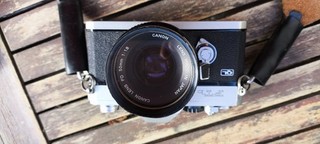 Canon FTb reflex argentique 35 mm objectif Canon FD 50 mm f/1.8 manuel