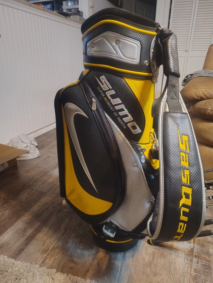 ¡¡Bolso Nike Sumo Sasquatch original!! Forma justa y muy buen aspecto! Foto 4 de 4