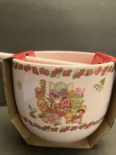 Strawberry Shortcake Pink Ramen Noodle Bowl with Spoon And Chopsticks New